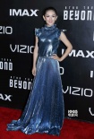 謝娜張杰現(xiàn)身《星際3》首映 刀鋒女暴力防狼吻