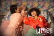 《七月与安生》剧照 周冬雨马思纯床上“互黑”