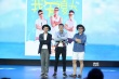 《在世界中心呼喚愛》發(fā)推廣曲 歐豪好妹妹合唱
