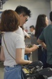 奔赴華如巴厘島婚禮:奇隆詩詩甜蜜 周迅形單影只