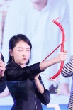 《謊言西西里》舉辦發(fā)布會 李準(zhǔn)基現(xiàn)場曝?fù)衽紭?biāo)準(zhǔn)