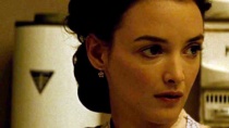 《类人猿行动》曝光片段 詹米·多南爱上女同事