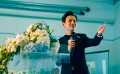 《瘋狂小事》曝預告 何老師沒hold住發(fā)布會現(xiàn)場