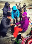 在世界中心呼喚愛！陳亦飛雪山求婚譚維維成功