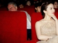 刘亦菲出席蒙特利尔国际电影节 裸色长裙美若天仙