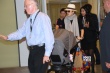 章子怡帶醒醒抵達多倫多 影迷熱情圍堵險生沖突