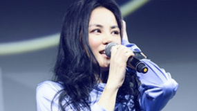 王菲演唱会发布会变话唠 紧跟潮流体验直播和VR