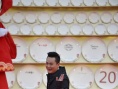 “情歌王子”張信哲亮相紅毯 將在閉幕式上獻(xiàn)唱