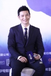 黄晓明盼望做导演 愿在雅克·贝汉电影中演动物