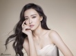 唐嫣拍大片着深V性感秀美肩 甜美公主优雅大气