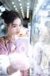 張馨予最新寫真哪吒頭俏皮十足 性感熟女變少女