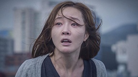 《迷失：消失的女子》預(yù)告片 家務(wù)助理綁架女孩