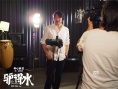 老狼献唱《驴得水》主题曲 《我要你》火爆网络