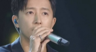 韓庚深情演唱 重現(xiàn)金曲《有多少愛可以重來》