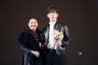 小王子！井柏然宫廷风衬衫混搭机车夹克登红毯