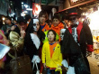 吳鎮(zhèn)宇費(fèi)曼共度萬(wàn)圣節(jié)  東京街頭同游搞怪不停