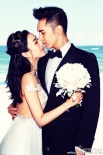 超恩爱！钟丽缇张伦硕再曝婚纱照 嘟嘴献吻紧相拥
