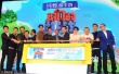 黄晓明背后杀吓坏阮经天 岳云鹏薛之谦抢抱女粉