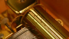 《里拉的祈祷》 电影主题曲