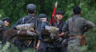 《生死96小时》在京点映 红军侦查分队生死血战