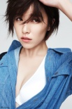 闞清子最新寫真性感率性秀美胸 眼神魅惑撩人心