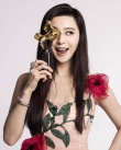 金马最佳女主候选人拍写真 范爷俏丽许玮甯性感