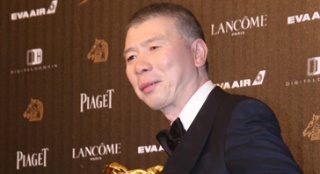 332期：馮小剛奪最佳導(dǎo)演獎 葛優(yōu)率眾《斷片兒》