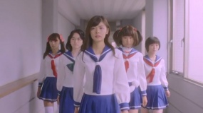 《天才麻將少女》預(yù)告片 濱邊美波飾演麻將高手
