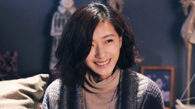 《你好瘋子》萬茜獻(xiàn)《禮物》 提檔壓軸瘋狂跨年