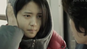 《文英》三十秒預(yù)告 金泰璃上演失聲女孩偷拍路人