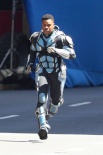 《环太平洋2：起义》曝片场照 新任机甲战士亮相