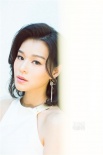 胡杏兒最新寫真 一襲白裙露美腿曼妙身材盡顯