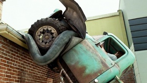 《怪兽卡车》电视预告 超级卡车上演绝赞后空翻