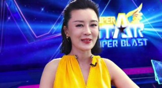 “老朋友”馮波宣傳新片 《走出塵?！穼ふ易晕?>
                            <span id=