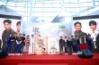 李宇春《捉妖记2》扮土豪 梁朝伟教胡巴摸头杀