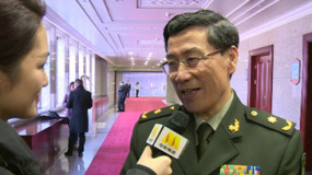 兩會現(xiàn)場直擊：劉星談德藝雙馨 鼓勵“小鮮肉”