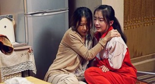清明小長假迎來“觀影熱” 國產(chǎn)電影強(qiáng)勢崛起