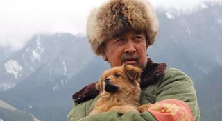 《血狼犬》4.21全国公映 “西北犬王”故事受热捧