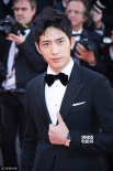 《每分钟120击》戛纳首映 井柏然帅气西装现身