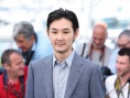 《散步的侵略者》发布会 黑泽清松田龙平亮相