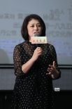 《忠爱无言》“谢大脚”于月仙对老戏骨表达敬意
