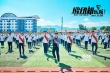 大鵬回母校為考生壯行 《縫紉機(jī)樂隊》圓當(dāng)年夢想