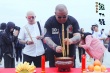 《歡迎來到熊仁鎮(zhèn)》開機(jī) 朱亞文張榕容爭錢斗愛