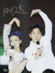 《闪光少女》发热血高校海报 闪光爆裂民乐团开唱