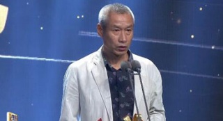 劉佩琦獲最受傳媒關(guān)注男主角 登臺力薦《龍之戰(zhàn)》