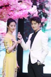 杨洋拍《三生三世》憋出内伤 刘亦菲抱酒壶演白浅