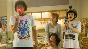 电影《喵星人》在京首映 主创大玩“变身秀”