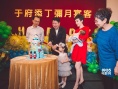 金巧巧儿子满月宴 女儿获尔冬升刘伟强轮番抱