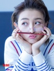 實力小花張子楓街拍大片  造型百變化身酷girl