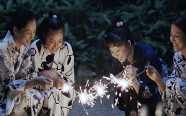 《海街日记》影评 是枝裕和家庭哲学的三大特征